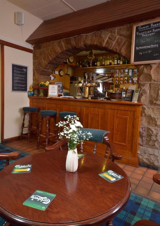 Auld Cross Keys Inn ジェドバラ エクステリア 写真