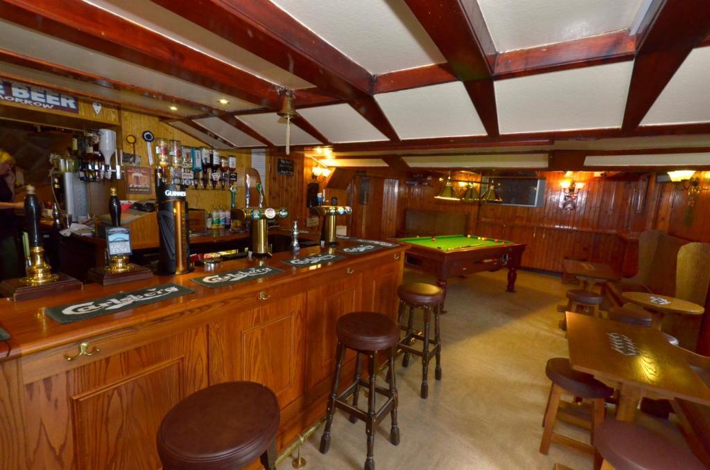Auld Cross Keys Inn ジェドバラ 部屋 写真